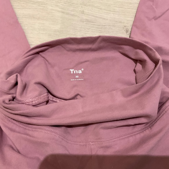 Tna Purple Athletic Leggings - Picture 3 of 3